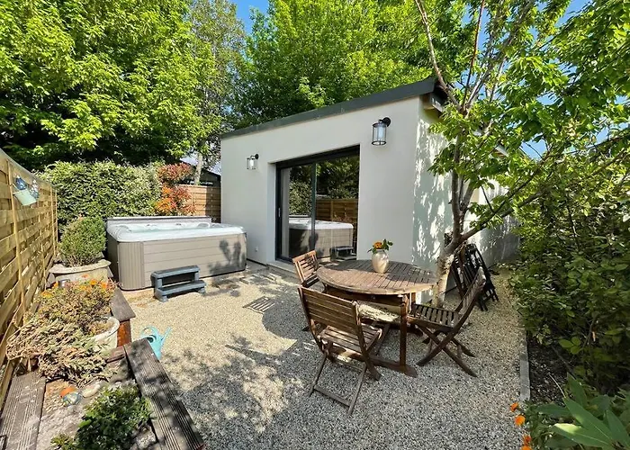Logement Entier Avec Jacuzzi En Provence