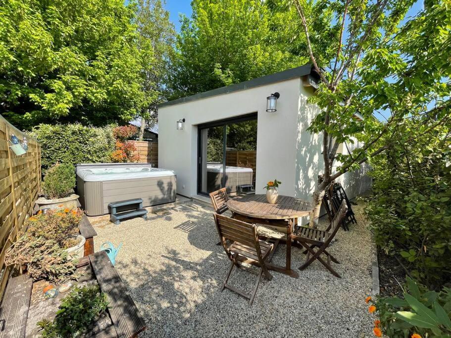 Apartment Entier Avec Jacuzzi En Provence Le Thor
