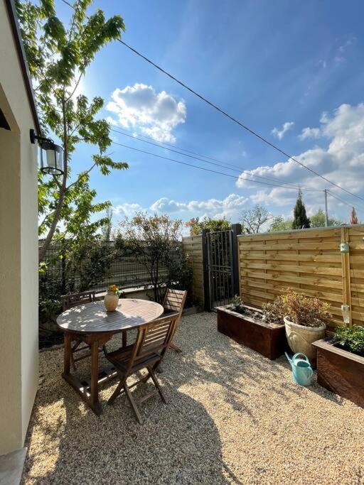 Entier Avec Jacuzzi En Provence